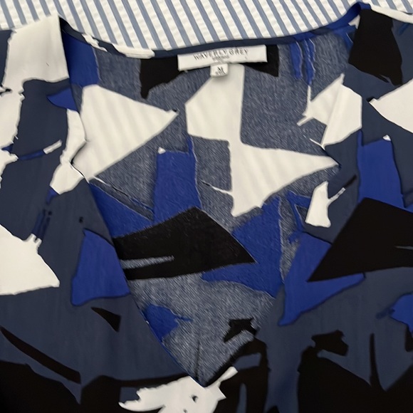 Dressy tunic, long sleeve top - Picture 3 of 3